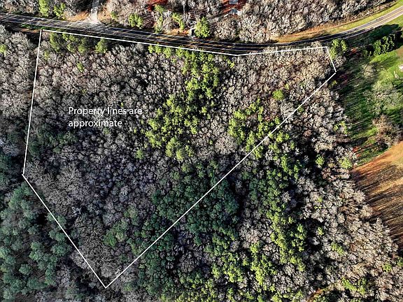 3rd image of 155 Aikenton Rd