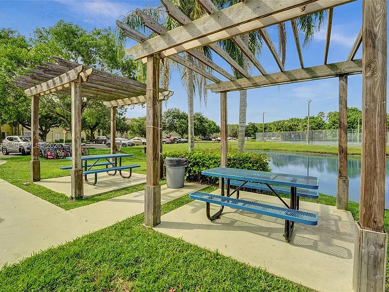 663 Vista Isles Dr #1711 — Photo 30