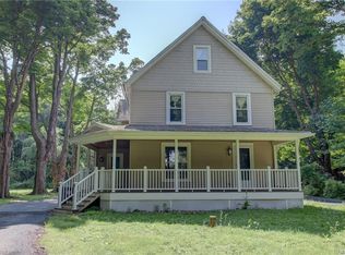 5880 Draudt Rd, Orchard Park, NY 14127