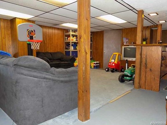 4th image of 184 Banko Dr