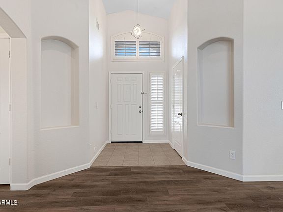 5th image of 4722 W SAMANTHA Way