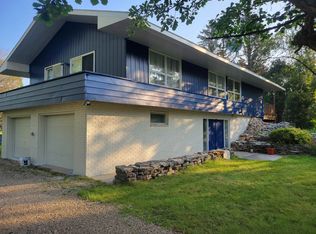 4259 Island Circle Dr, Sturgeon Bay, WI 54235