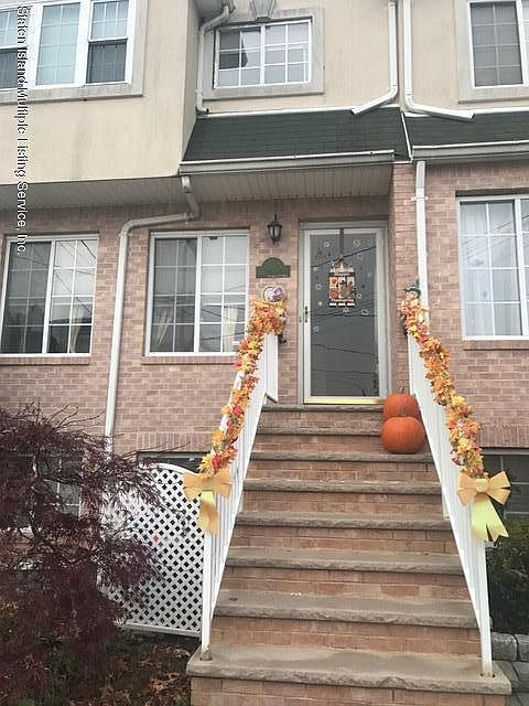 1st image of 33 Quail Ln