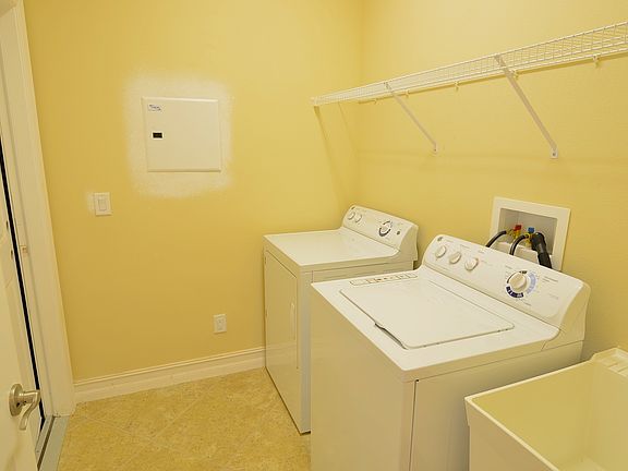 4th image of 16217 Cape Coral Dr