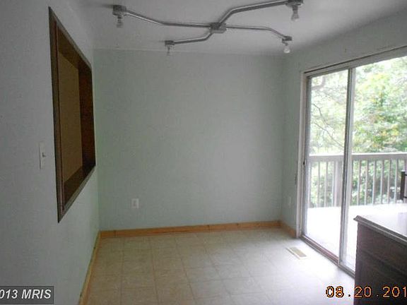 4th image of 27343 Birch Manor Cir