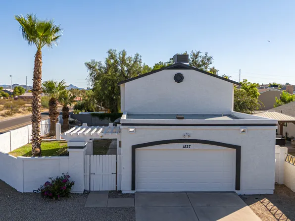 1527 E TOPEKA Drive, Phoenix, AZ 85024