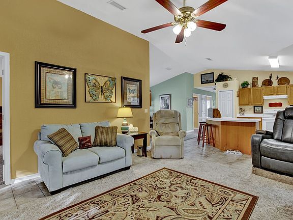 4th image of 6042 Oak Leafe Cir