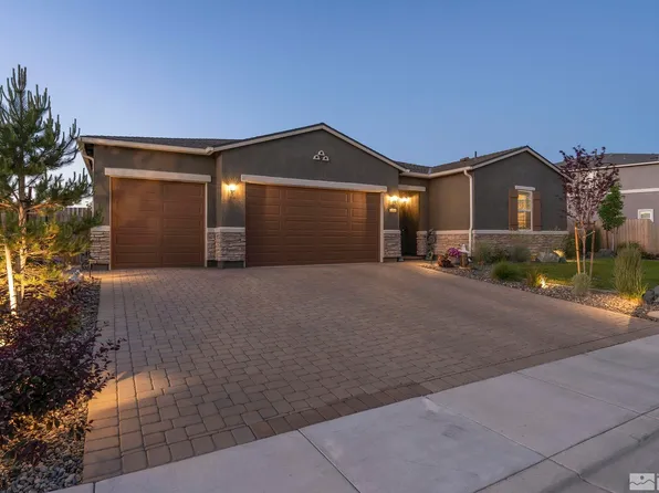 2250 Deschutes Dr, Sparks, NV 89436