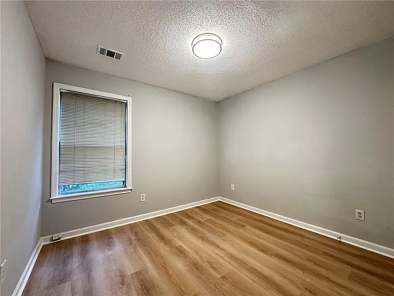 11900 Carriage Park Ln — Photo 19