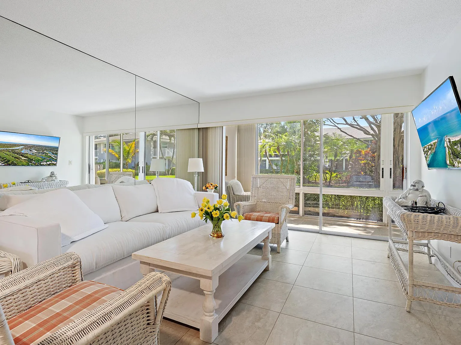 2 bed, 2.0 bath, 975 sqft, $3,000 — Photo 4