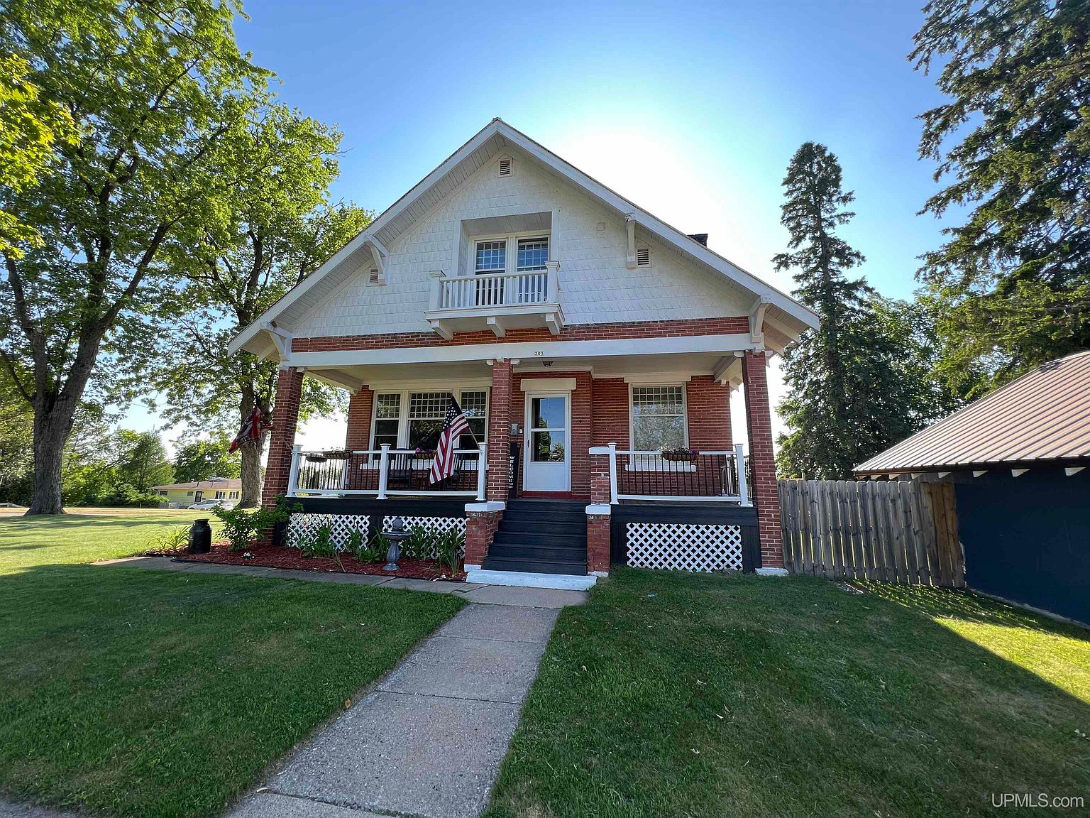 203 Main St, Norway, MI 49870 Zillow