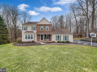 420 Chippenham Ct, Downingtown, PA 19335