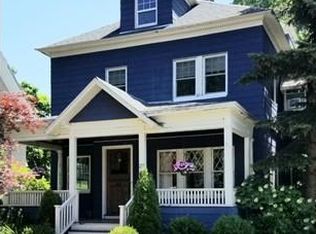 27 Mountainview St, Springfield, MA 01108