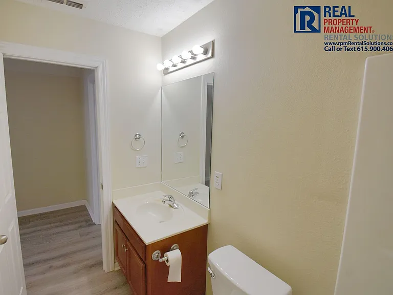 2418 Quest Ave — Photo 21