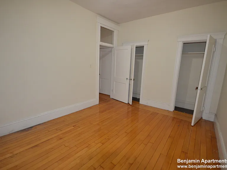 1822 Beacon St #14 — Photo 3