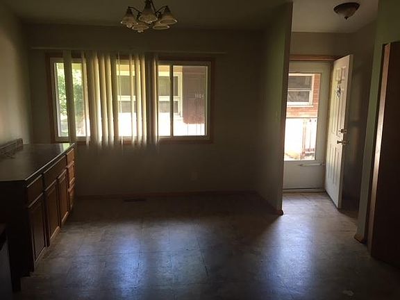 3rd image of 1112 La Croix Ave #1112