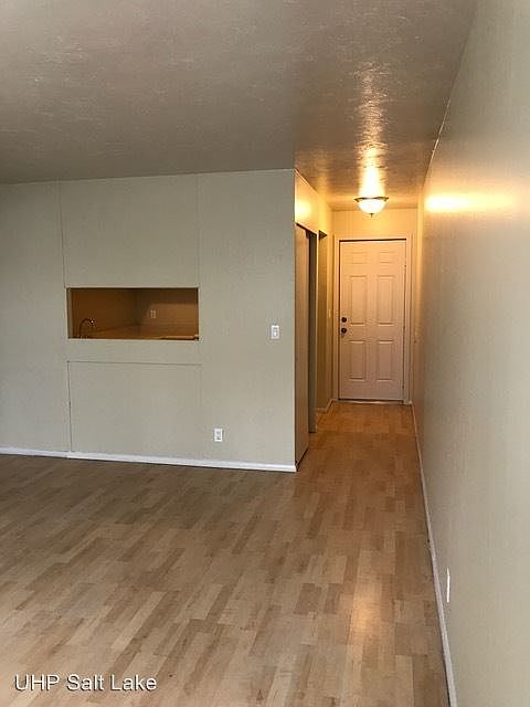 1st image of 611 S Park St APT 14