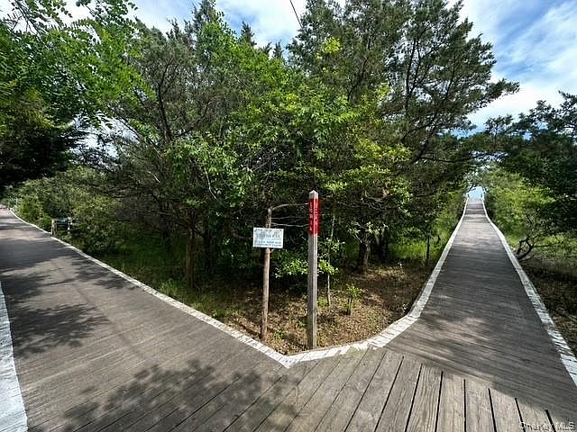 1st image of 54A Lewis Walk