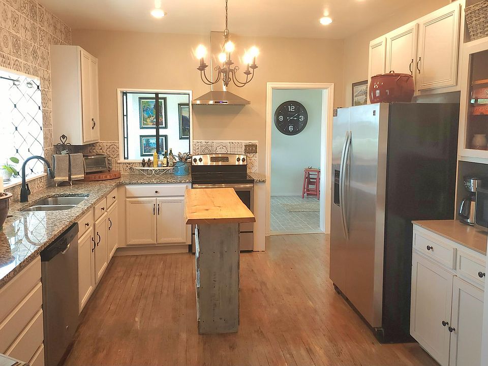 The "farmhouse" style kitchen has everything you need to prepare a gourmet meal