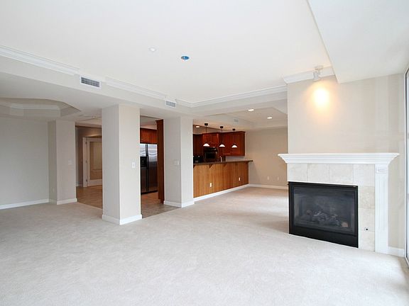3rd image of 10047 Main St APT 412