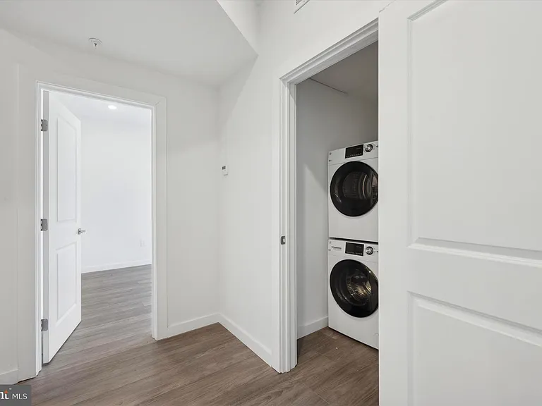 1617 Ridge Ave #19-F — Photo 19