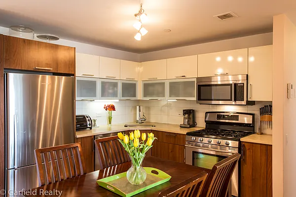 Sold by Garfield Realty  | media 19