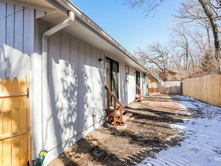 6609 NW Caney Creek Dr — Photo 15
