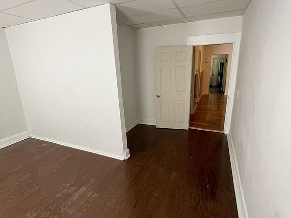 4th image of 479 2nd St