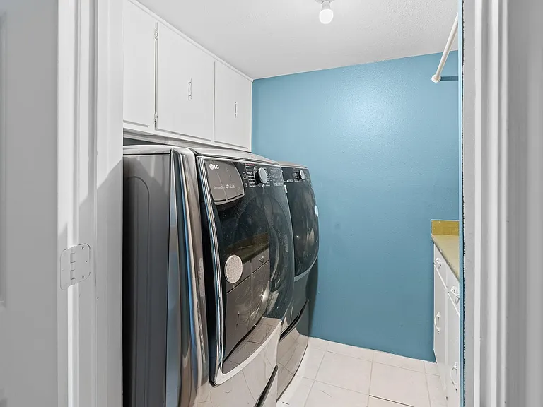 5514 Beverlyhill St #2 — Photo 28