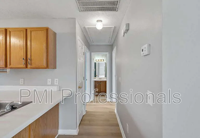 604 Hugh Duffy Cv — Photo 11