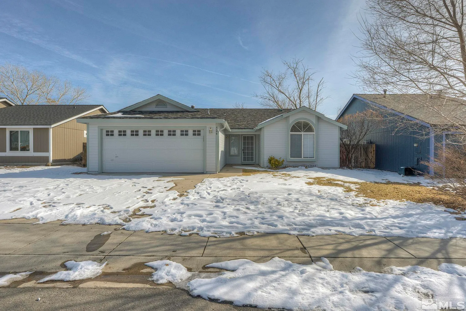 526 Rawe Peak Dr photo 1