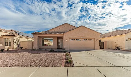 5665 W Laurie Ln Photo 1