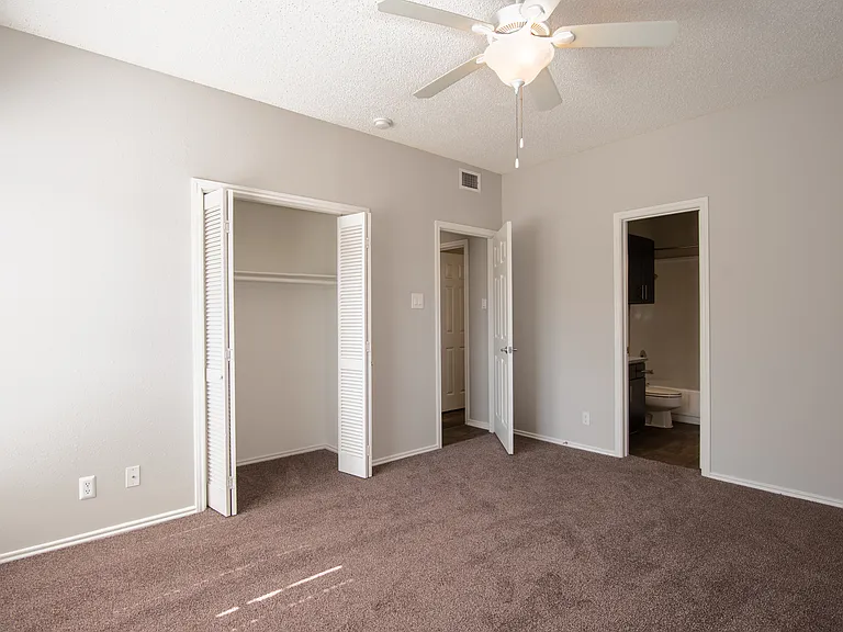 Summer House Apartment Homes — Photo 12