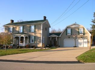 2050 Robbins Station Rd, North Huntingdon, PA 15642