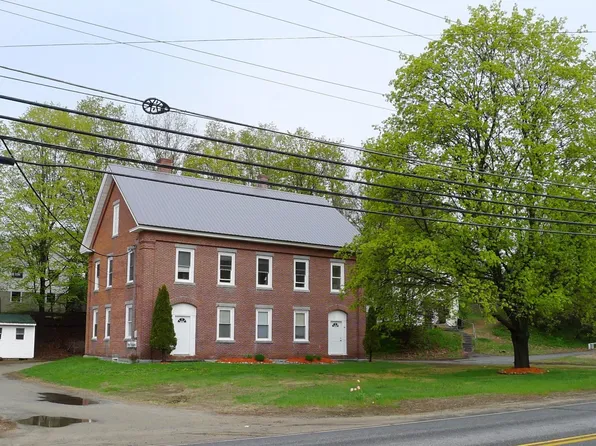 66 Weld St, Dixfield, ME 04224