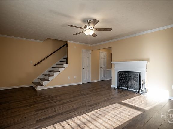 4th image of 250 Cleveland Road #164