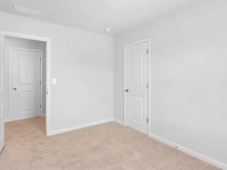 371 Lanier Cir — Photo 22