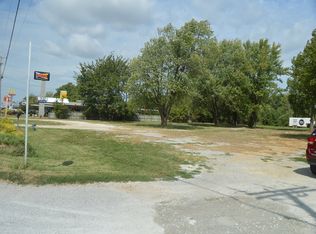 1360 E Robinson Ave, Springdale, AR 72764