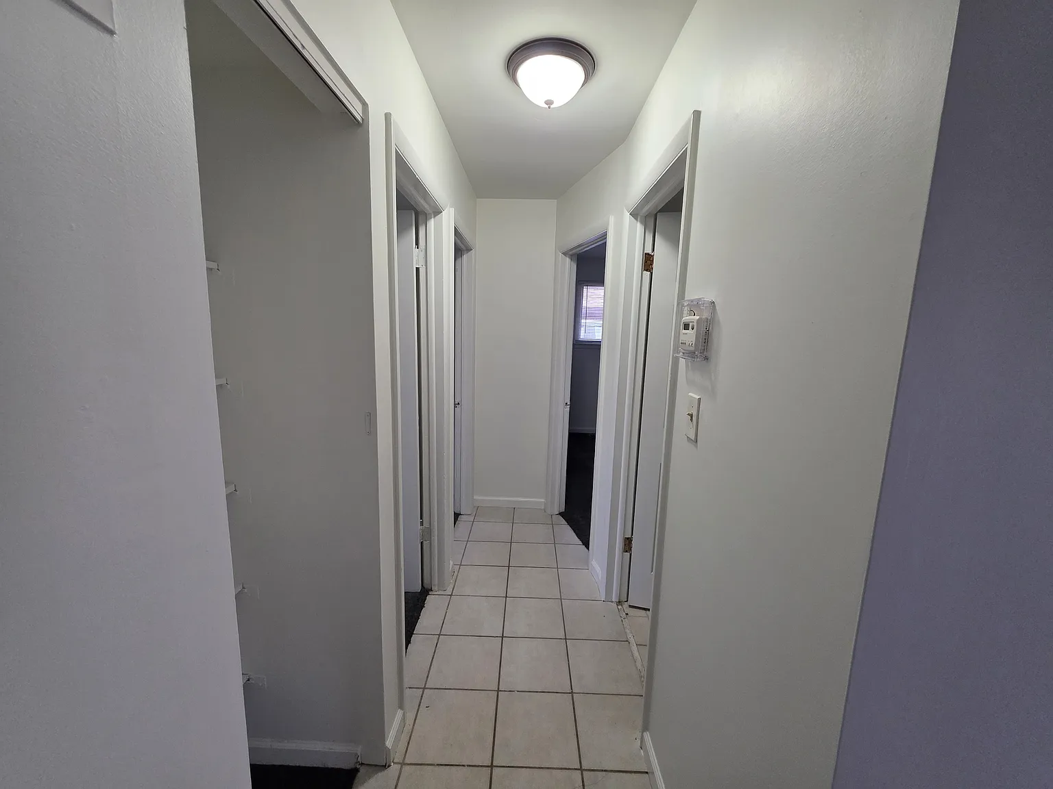 3 bed, 1100 sqft, $1,450 — Photo 2