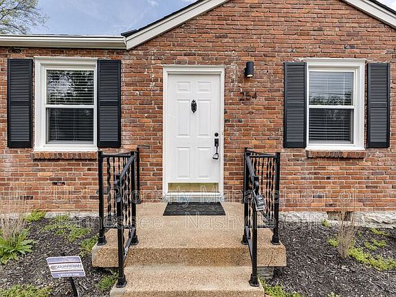 3rd image of 254 Collier Ave