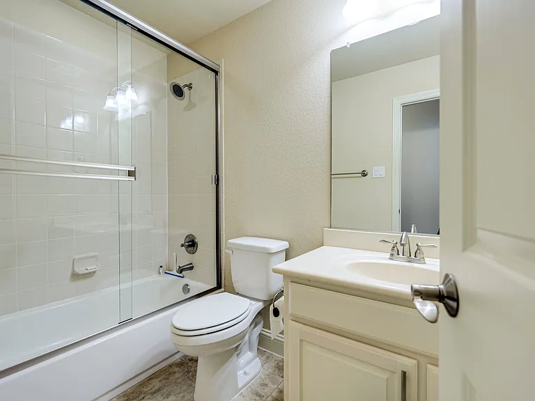 720 Northwood Dr — Photo 18