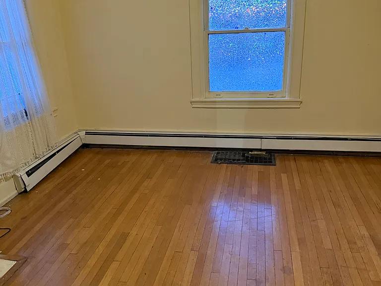 72 No Munn Ave #1 — Photo 7