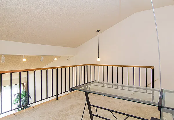 2nd bedroom/office loft