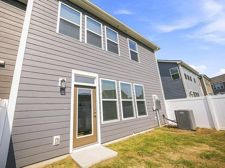 Montera at Sherrills Ford — Photo 28