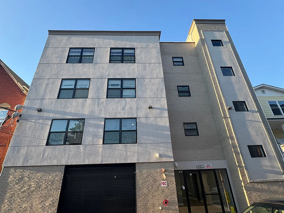 83 Godwin Ave #6