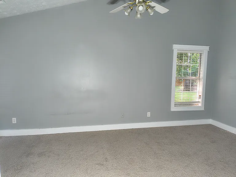 730 Ashford Cove Dr — Photo 4