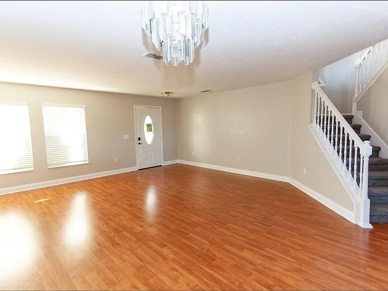 12827 Oulton Cir — Photo 12