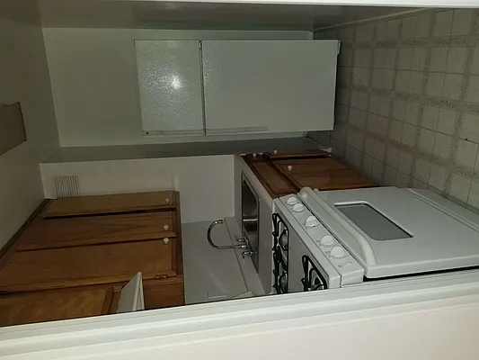 Rented by Austin Sheppard Realty Inc | media 11