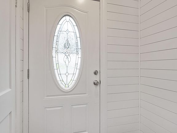 4th image of 105 Lynnwood Dr