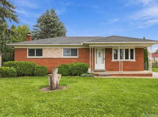 34440 Koch Ave, Sterling Heights, MI 48310